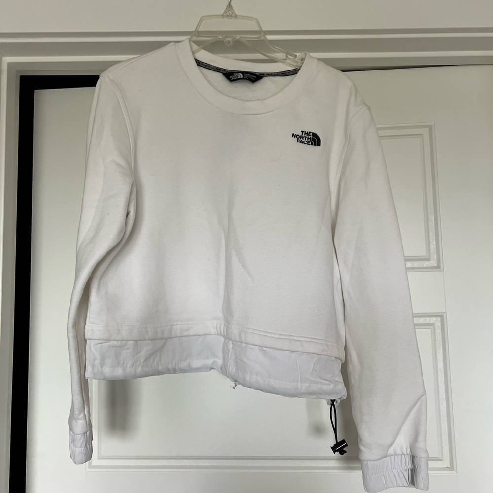 White North Face Crop Sweatshirt. Size: L.